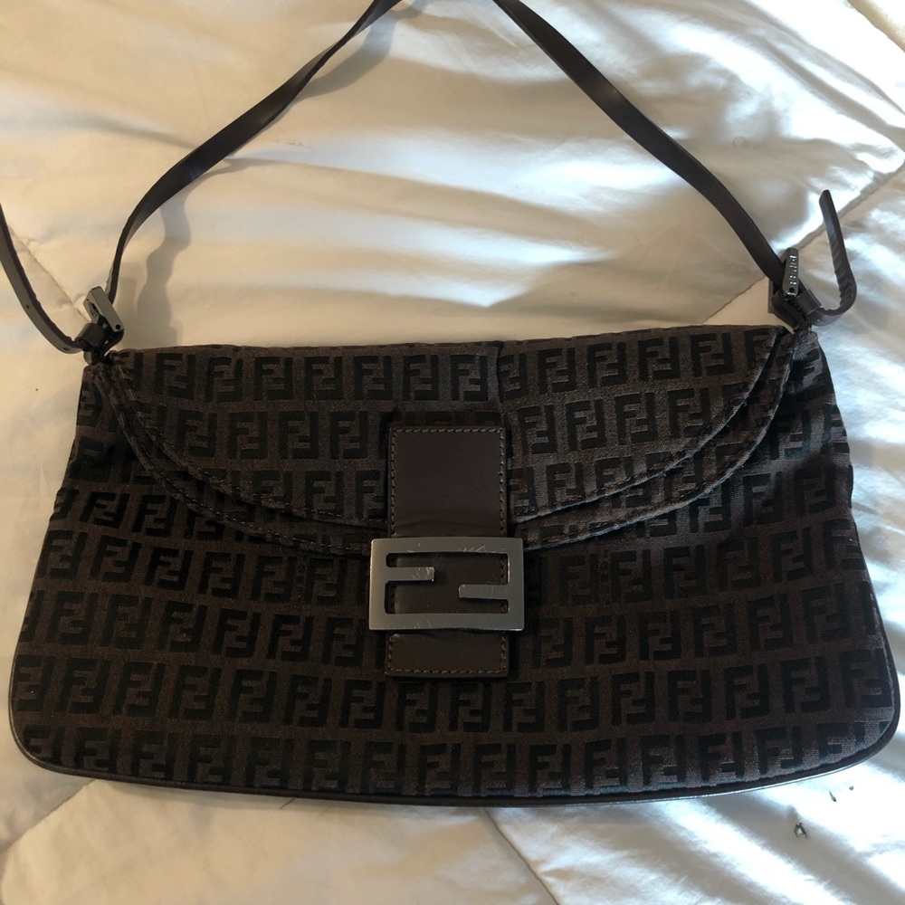 PREOWNED Fendi FF logo medium shoulder bag